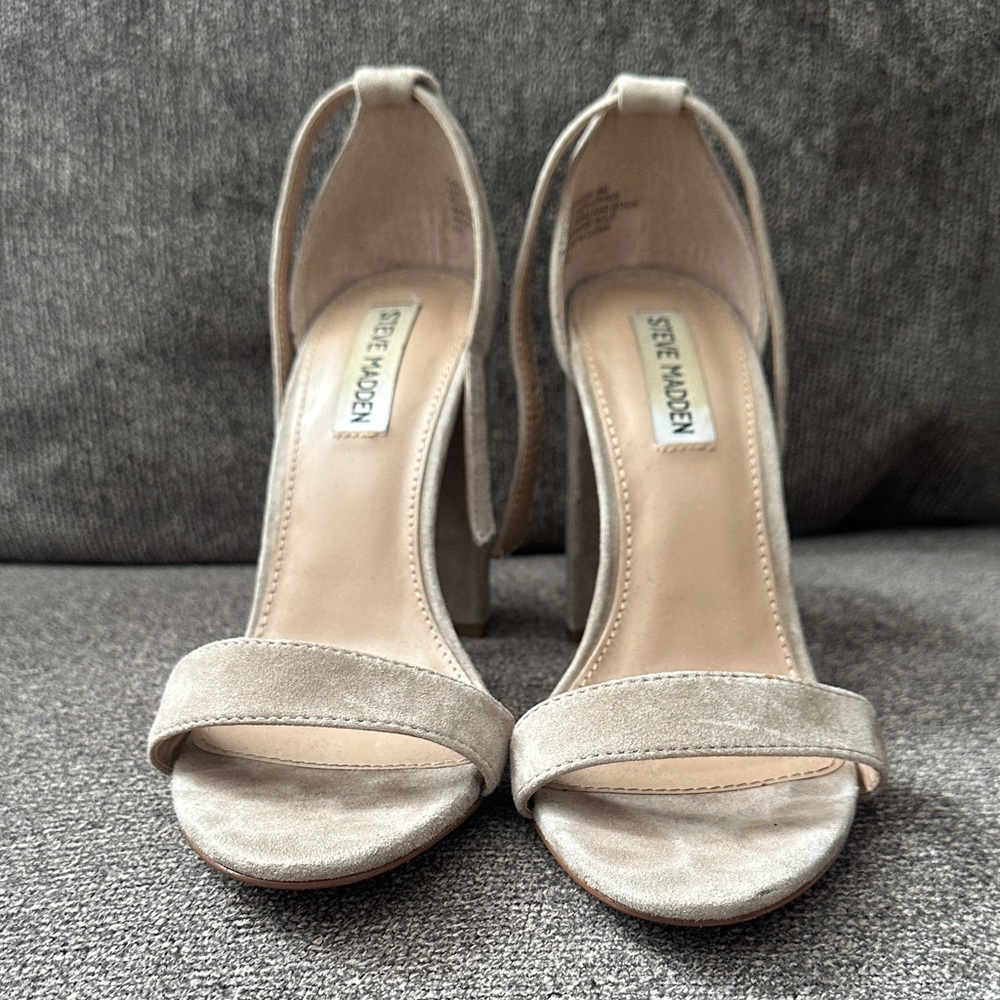 Steve Madden Beige Carrson Suede Heels